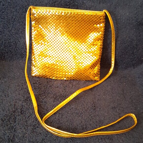 Shakira Handbags - Shakira Vintage Gold Mesh Crossbody Evening Bag